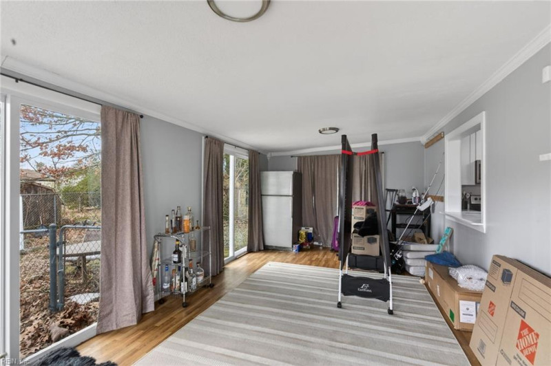 Photo 9 of 17 residential for sale in Hampton virginia