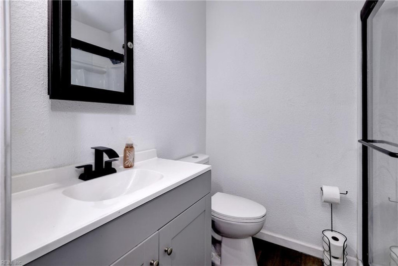 Photo 15 of 27 residential for sale in Newport News virginia