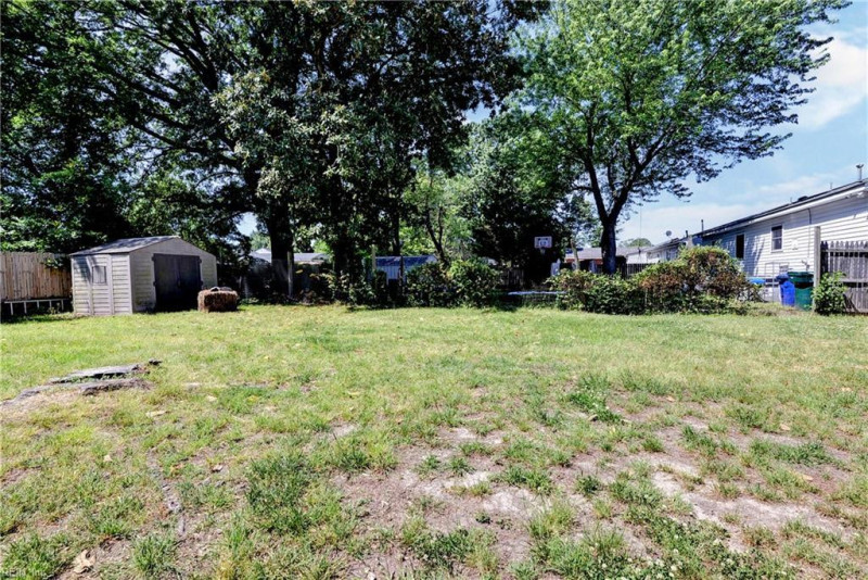 Photo 24 of 27 residential for sale in Newport News virginia