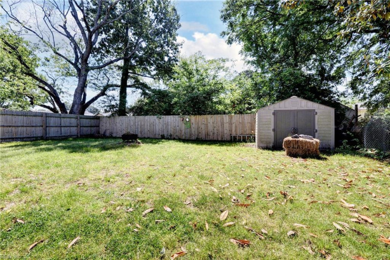 Photo 25 of 27 residential for sale in Newport News virginia