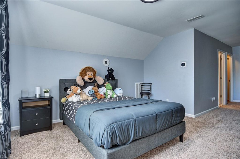 Photo 31 of 42 residential for sale in Hampton virginia