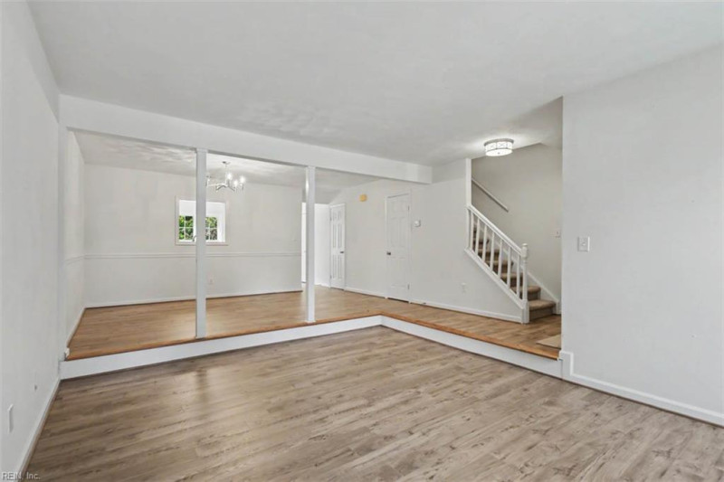 Photo 9 of 32 residential for sale in Hampton virginia