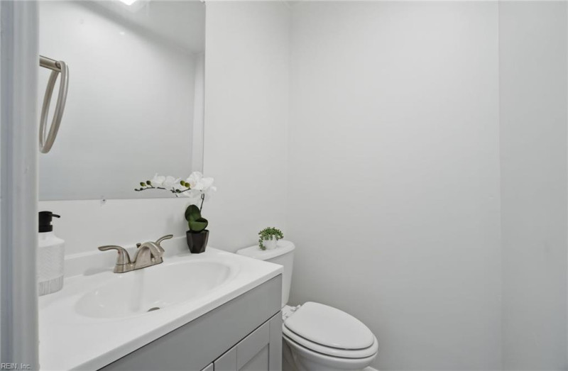 Photo 21 of 33 residential for sale in Newport News virginia