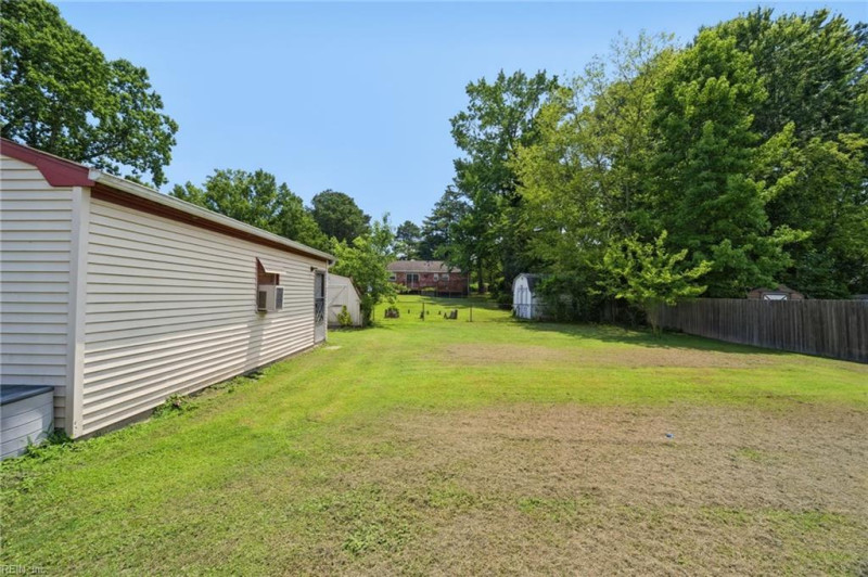 Photo 26 of 33 residential for sale in Newport News virginia
