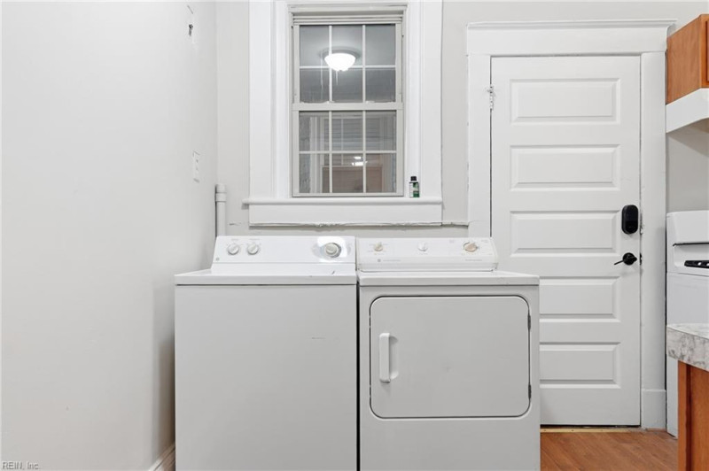 Photo 15 of 23 residential for sale in Norfolk virginia