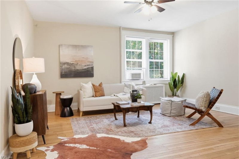 Photo 4 of 23 residential for sale in Norfolk virginia