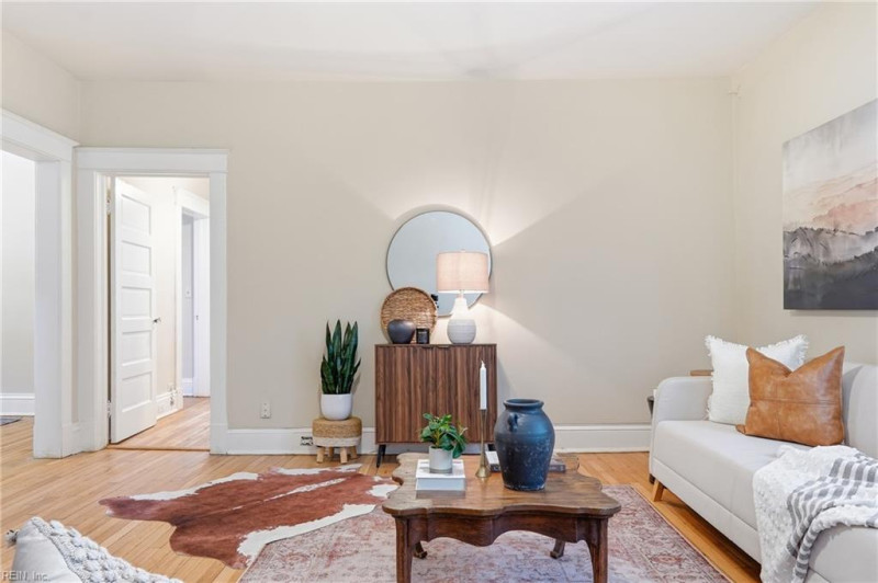 Photo 7 of 23 residential for sale in Norfolk virginia