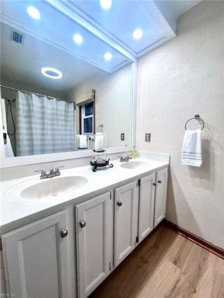 Photo 41 of 50 residential for sale in Virginia Beach virginia