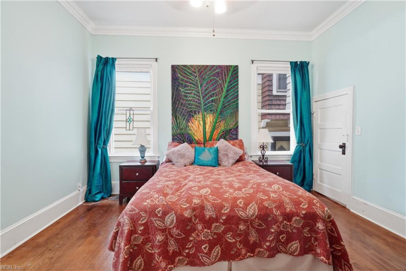 Photo 14 of 41 residential for sale in Norfolk virginia