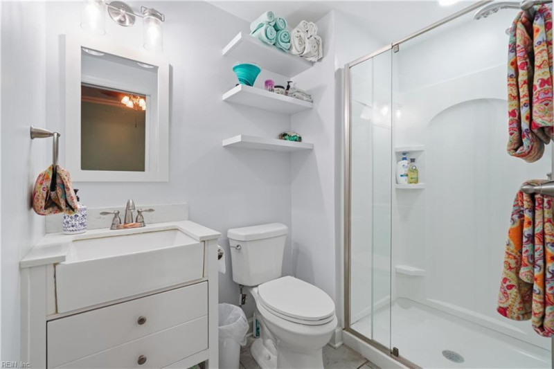 Photo 16 of 41 residential for sale in Norfolk virginia