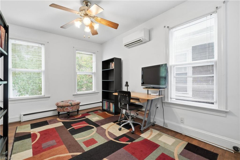 Photo 21 of 41 residential for sale in Norfolk virginia