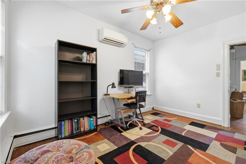 Photo 22 of 41 residential for sale in Norfolk virginia