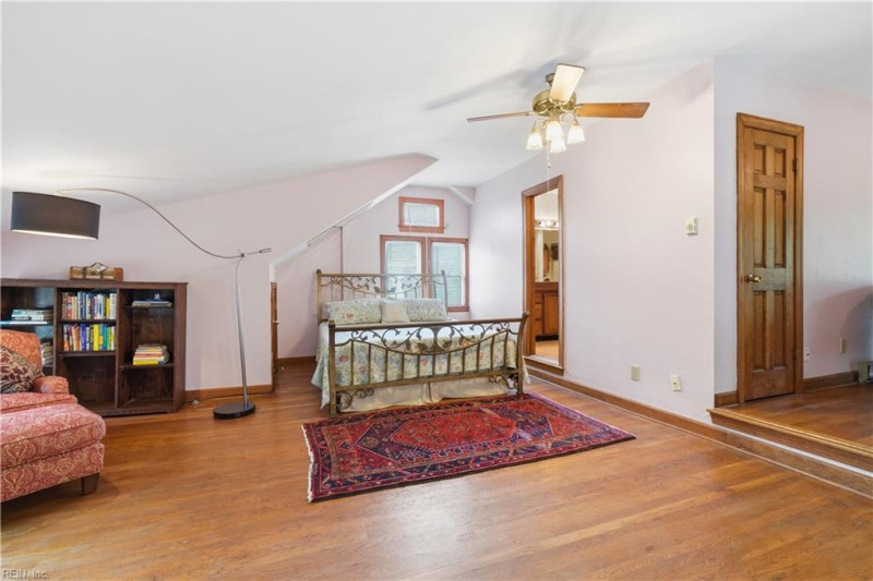 Photo 27 of 41 residential for sale in Norfolk virginia