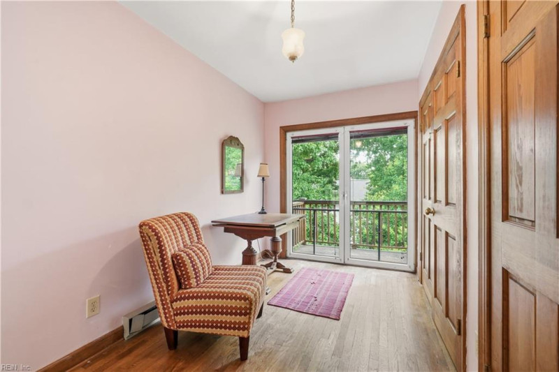 Photo 31 of 41 residential for sale in Norfolk virginia