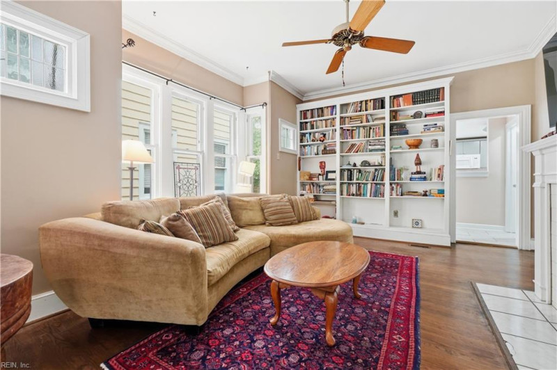 Photo 7 of 41 residential for sale in Norfolk virginia