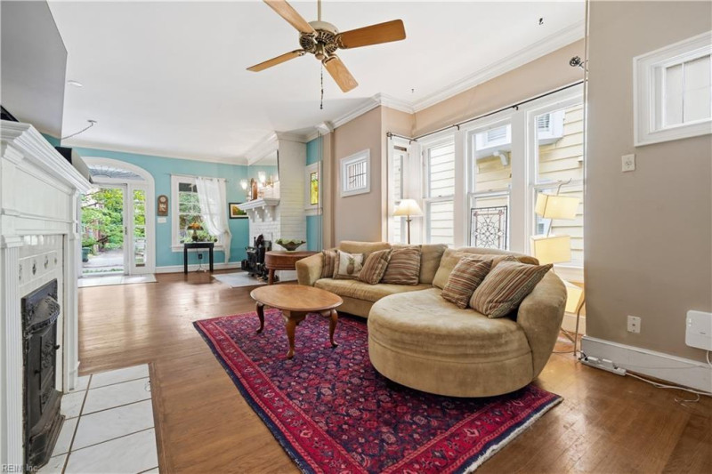 Photo 8 of 41 residential for sale in Norfolk virginia