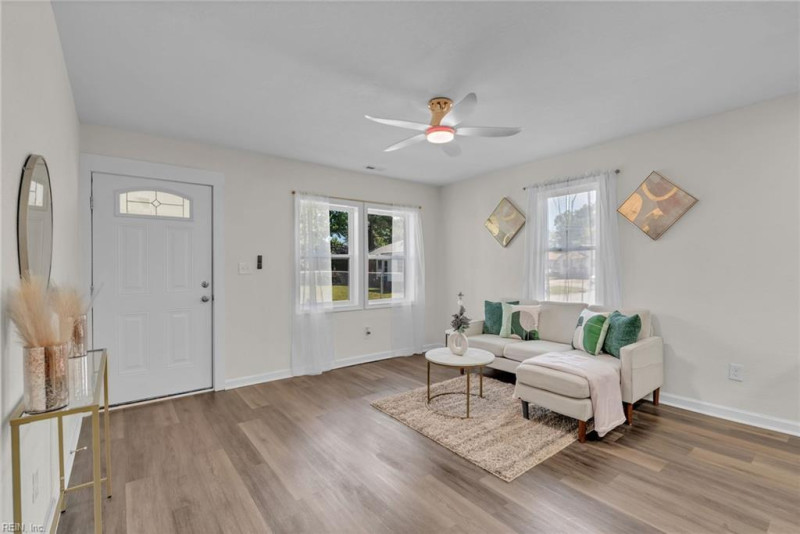 Photo 9 of 33 residential for sale in Suffolk virginia Photo 9 of 33 residential for sale in Suffolk virginia