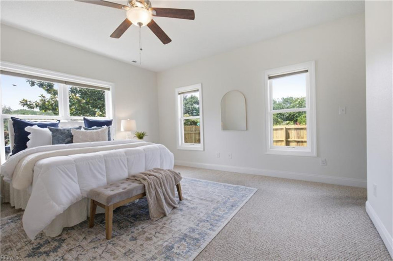 Photo 12 of 31 residential for sale in Virginia Beach virginia