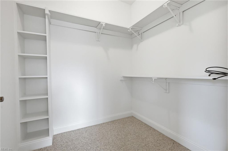 Photo 13 of 31 residential for sale in Virginia Beach virginia