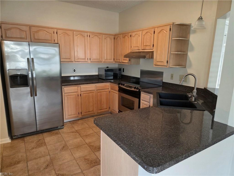 Photo 6 of 18 residential for sale in Newport News virginia