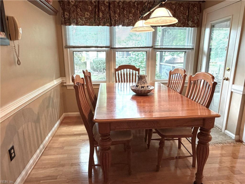 Photo 18 of 50 residential for sale in Chesapeake virginia
