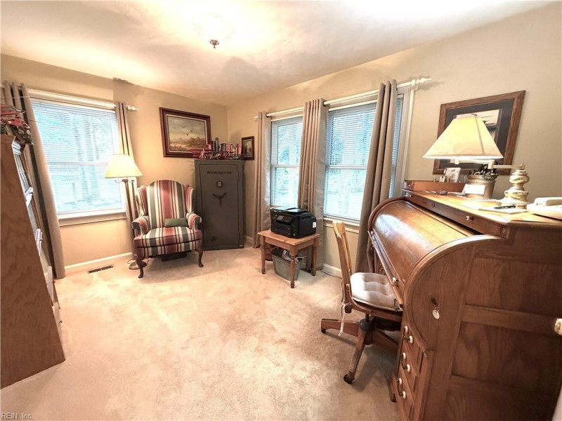 Photo 20 of 50 residential for sale in Chesapeake virginia