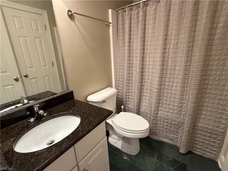 Photo 23 of 50 residential for sale in Chesapeake virginia