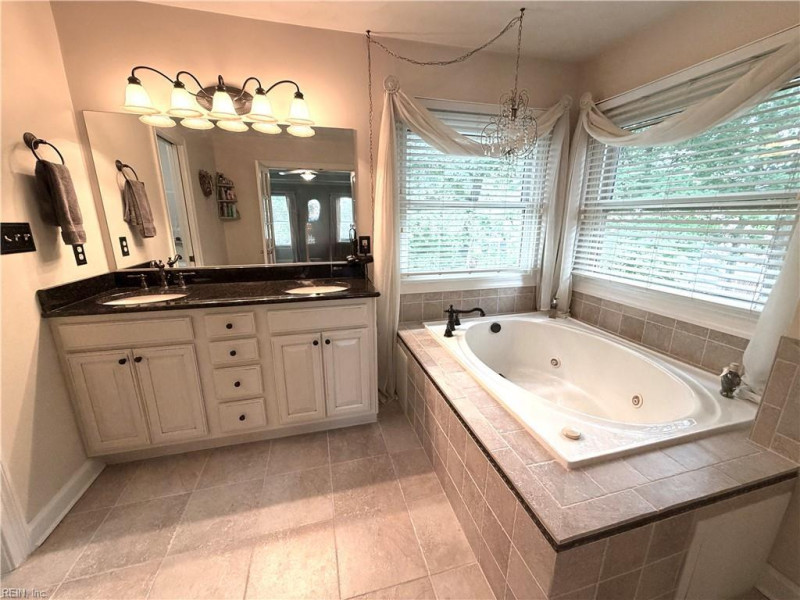 Photo 32 of 50 residential for sale in Chesapeake virginia