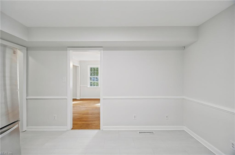 Photo 15 of 44 residential for sale in Norfolk virginia