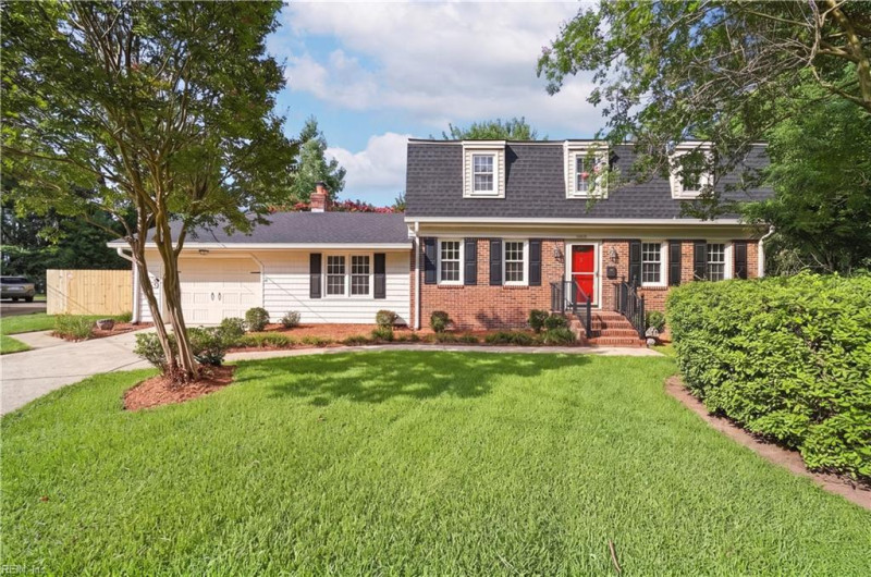 Photo 2 of 44 residential for sale in Norfolk virginia