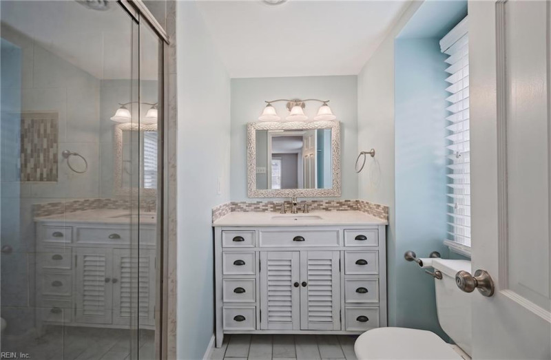 Photo 21 of 44 residential for sale in Norfolk virginia