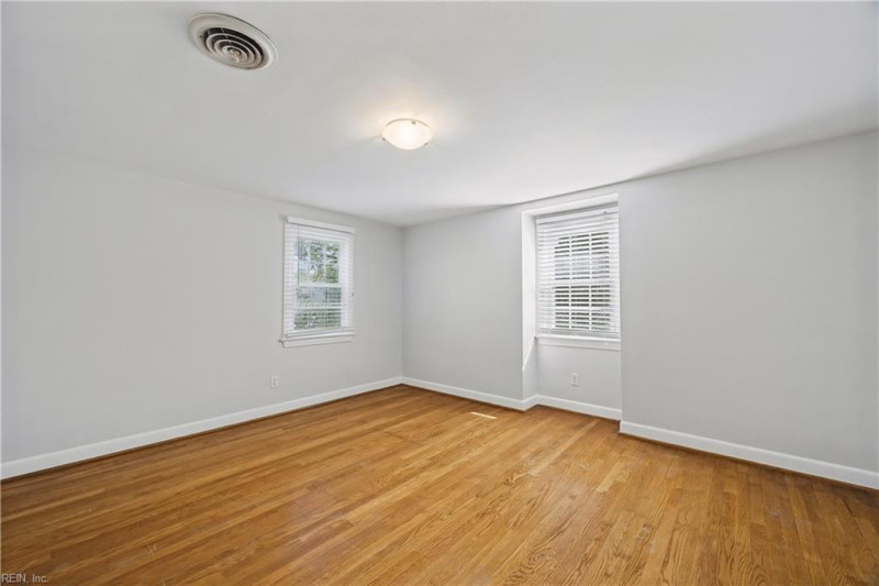 Photo 28 of 44 residential for sale in Norfolk virginia