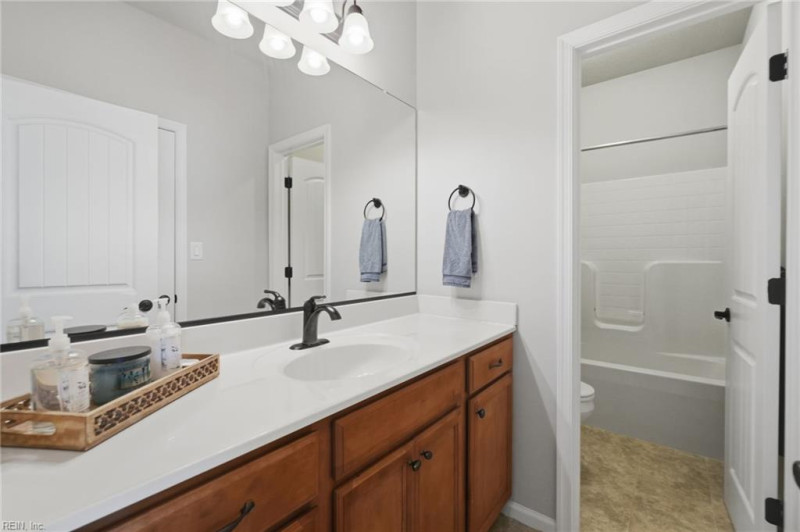Photo 37 of 50 residential for sale in Chesapeake virginia