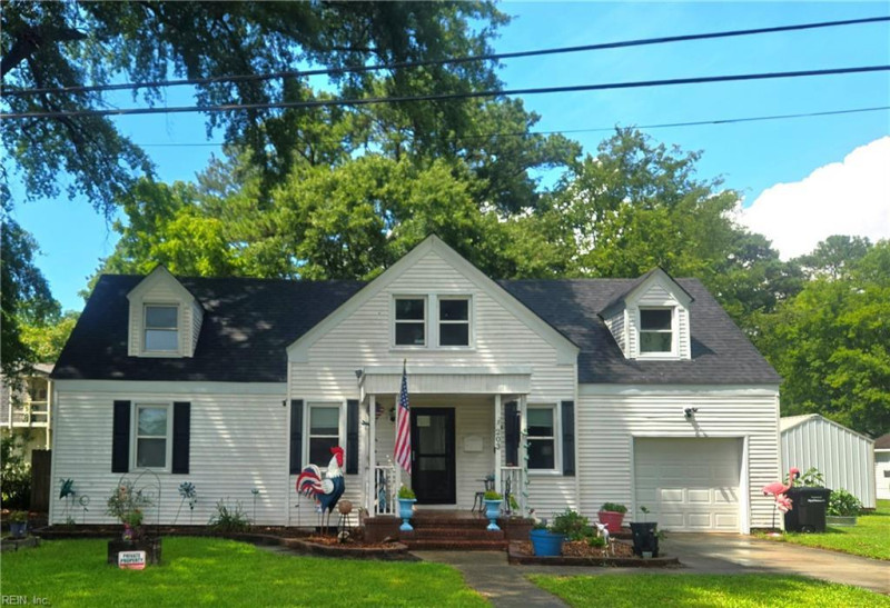Photo 1 of 35 residential for sale in Portsmouth virginia