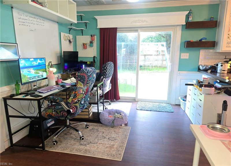 Photo 15 of 35 residential for sale in Portsmouth virginia