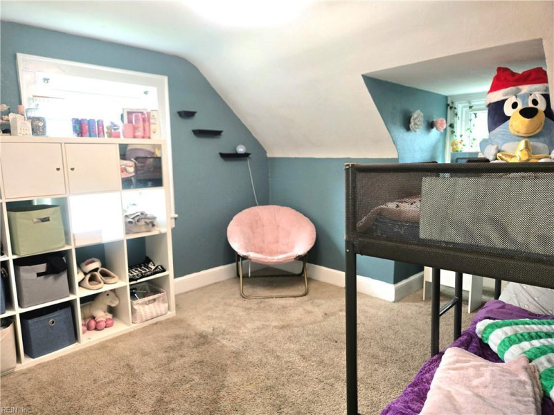 Photo 26 of 35 residential for sale in Portsmouth virginia