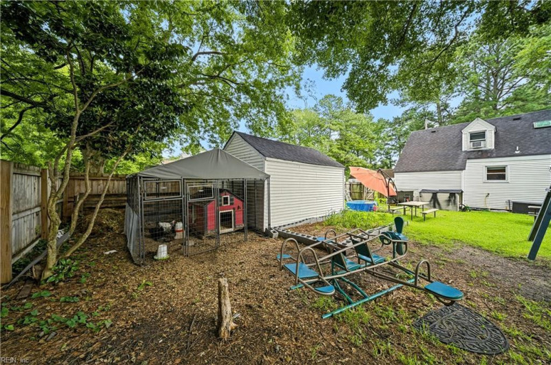 Photo 38 of 47 residential for sale in Portsmouth virginia
