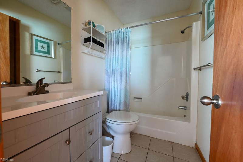 Photo 17 of 47 residential for sale in Dare County virginia