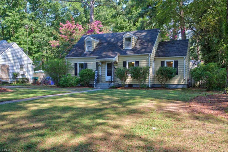 Photo 2 of 35 residential for sale in Newport News virginia Photo 2 of 35 residential for sale in Newport News virginia