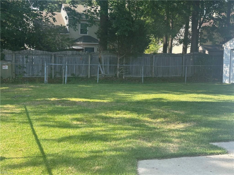 Photo 13 of 19 residential for sale in Hampton virginia