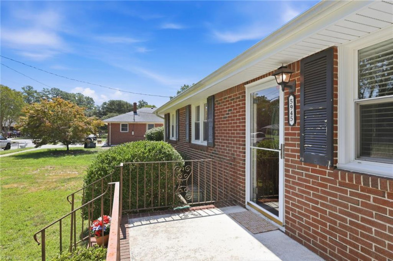 Photo 4 of 47 residential for sale in Norfolk virginia Photo 4 of 47 residential for sale in Norfolk virginia