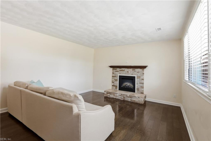 Photo 8 of 47 residential for sale in Norfolk virginia Photo 8 of 47 residential for sale in Norfolk virginia