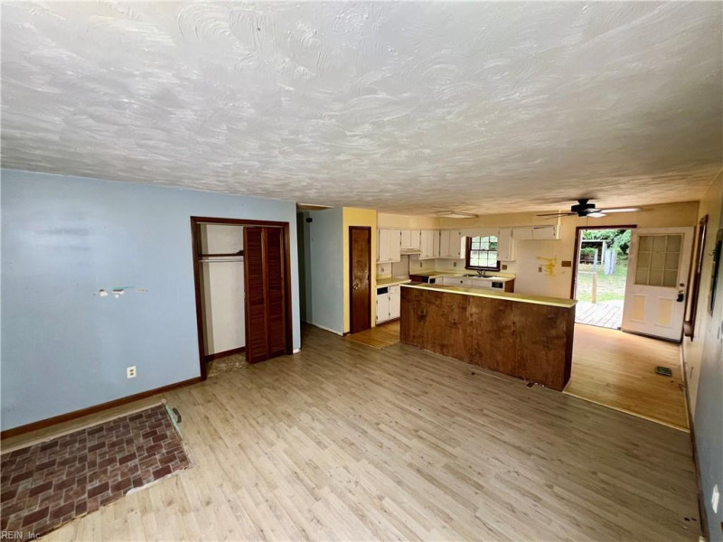 Photo 3 of 18 residential for sale in Southampton County virginia Photo 3 of 18 residential for sale in Southampton County virginia