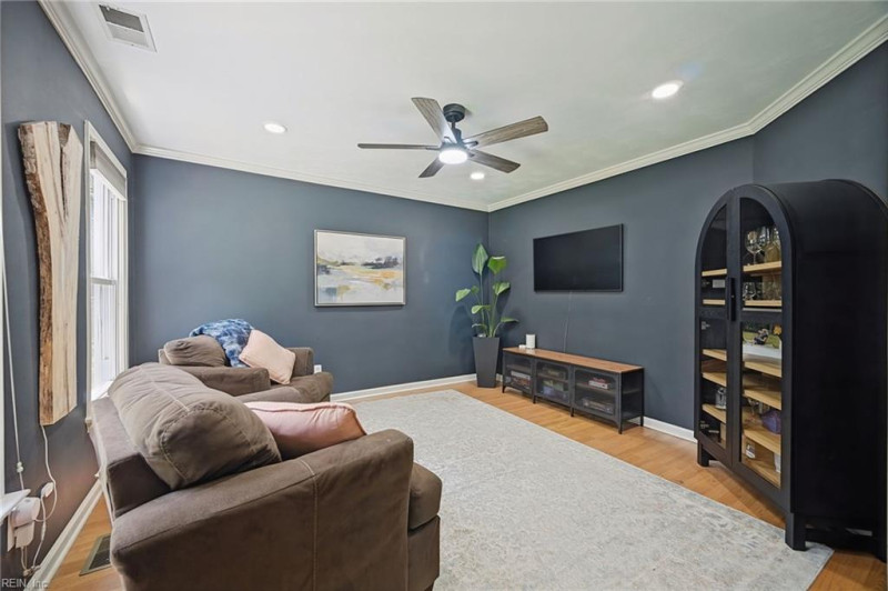 Photo 7 of 49 residential for sale in Chesapeake virginia Photo 7 of 49 residential for sale in Chesapeake virginia