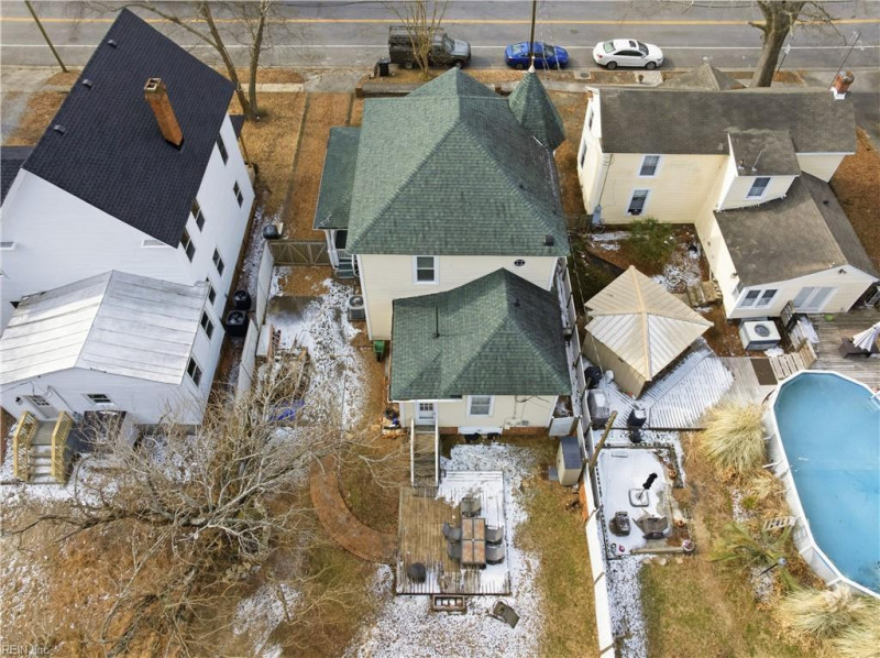 Photo 4 of 49 residential for sale in Franklin virginia