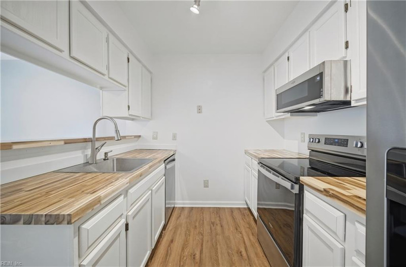 Photo 14 of 39 residential for sale in Chesapeake virginia Photo 14 of 39 residential for sale in Chesapeake virginia