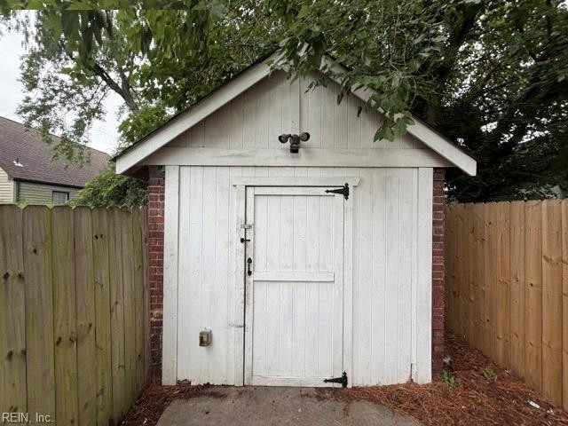 Photo 34 of 38 residential for sale in Norfolk virginia Photo 34 of 38 residential for sale in Norfolk virginia