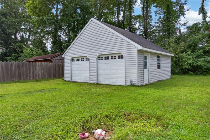 Photo 22 of 27 residential for sale in Suffolk virginia Photo 22 of 27 residential for sale in Suffolk virginia