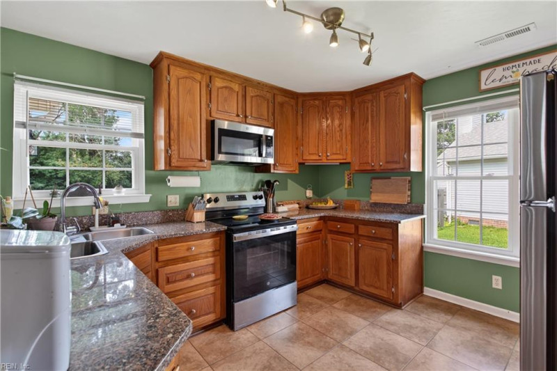 Photo 9 of 27 residential for sale in Suffolk virginia Photo 9 of 27 residential for sale in Suffolk virginia