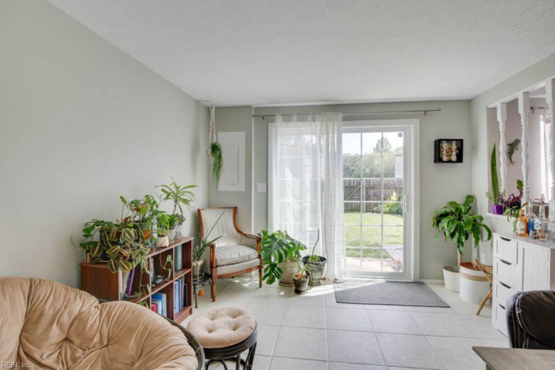 Photo 10 of 23 residential for sale in Virginia Beach virginia